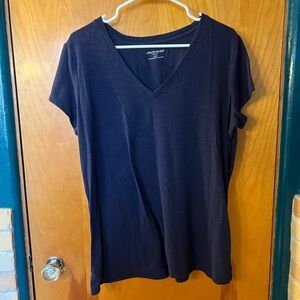 A pea in the pod maternity tee